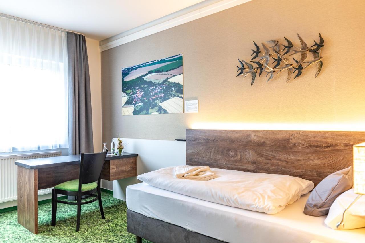 Pension Schwalbennest Bosleben-Wullersleben Buitenkant foto